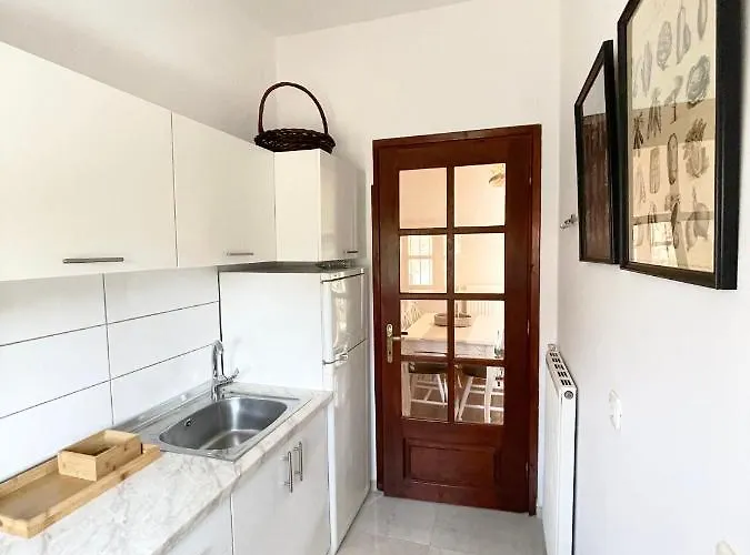 Ostraco Aphytis Tatil Evi *